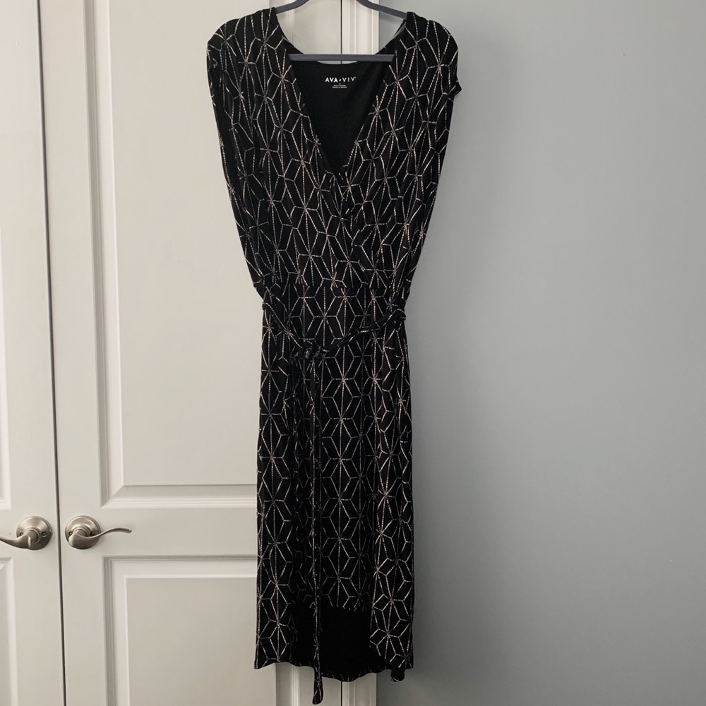 Ava and Viv sleeveless black and white maxi dress